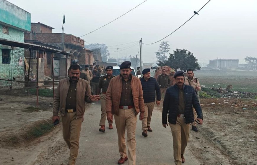 पुलिस अधीक्षक कुशीनगर के निर्देशन में अपर पुलिस अधीक्षक कुशीनगर द्वारा मय पुलिस फोर्स के थाना कोतवाली पडरौना
